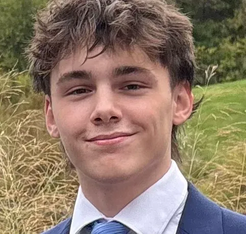 Evan G headshot
