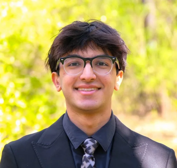 Nawaf Shehzad headshot